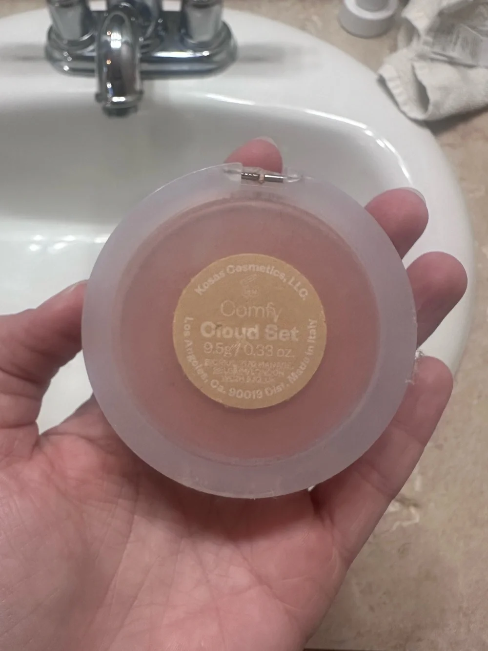 Cloud Set Baked Setting & Smoothing Powder in Comfy